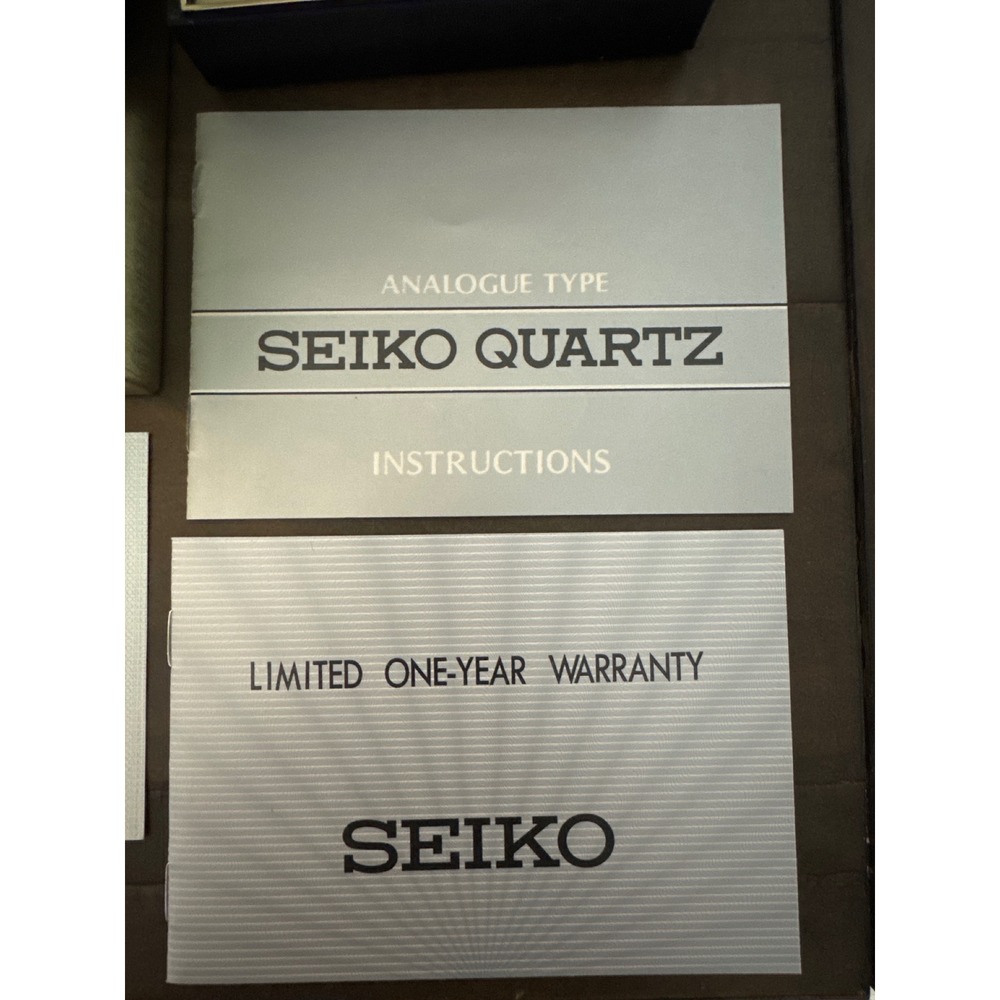 Vintage 1987 Seiko Mickey & Co Disney Watch Box Manuals Warranty Set-No Watch - Picture 3 of 7